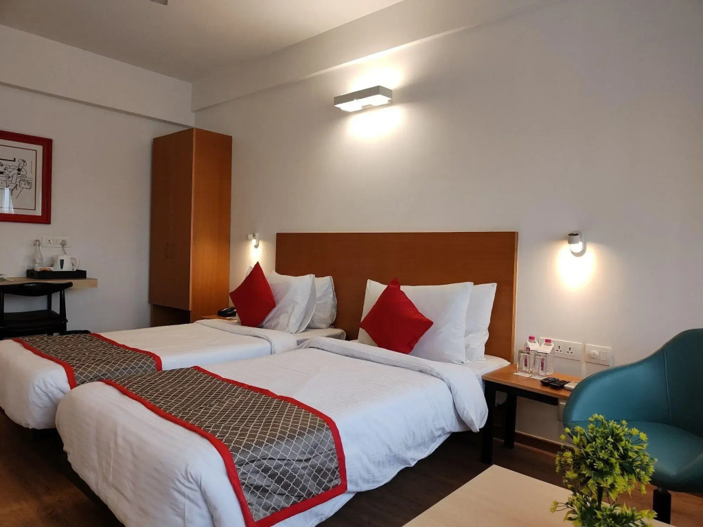 Kanak Beacon Hotel - Ashram Road Ahmedabad