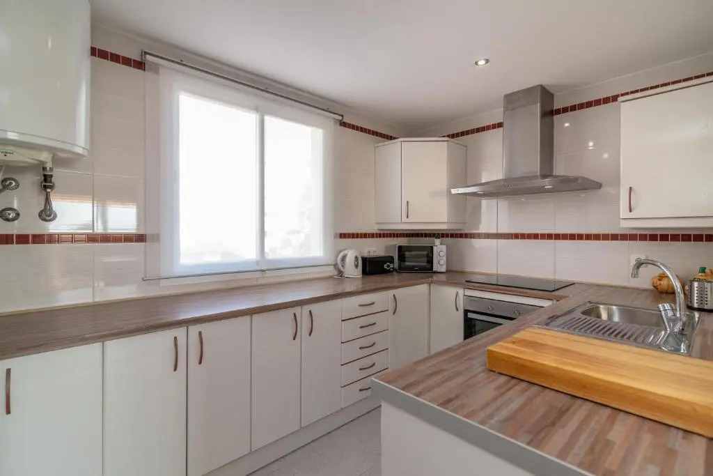 N&A Golondrinas Recently Renovated 2bdr Apt