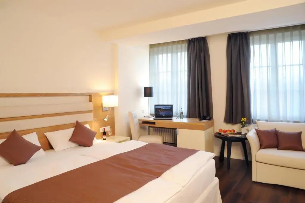 Hotel Goldener Knopf