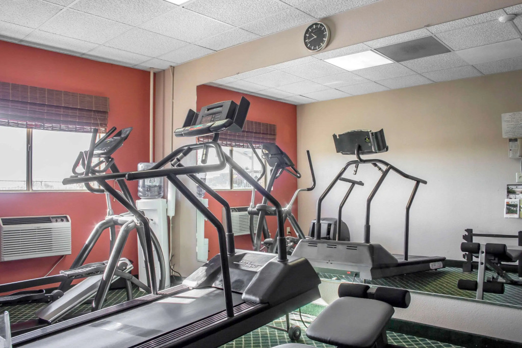 Comfort Inn & Suites near Kino Sports Complex