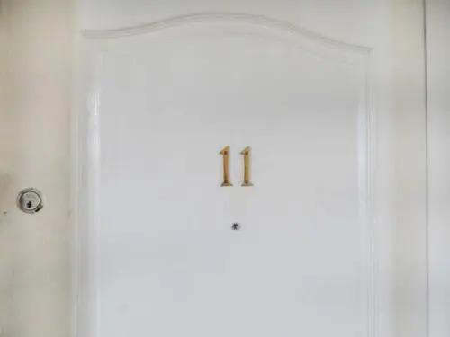 Flat 11