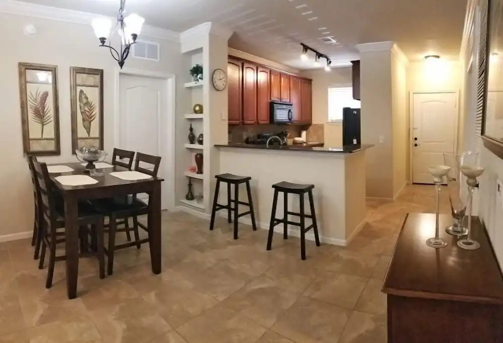 3 Bedroom 3 Bathroom Condo in Bella Piazza Resort