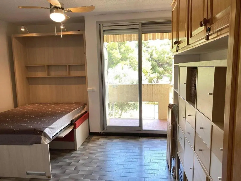 Appartement Balaruc-les-Bains, 1 pièce, 2 personnes - FR-1-553-134