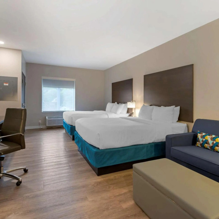 MainStay Suites Cincinnati University - Uptown