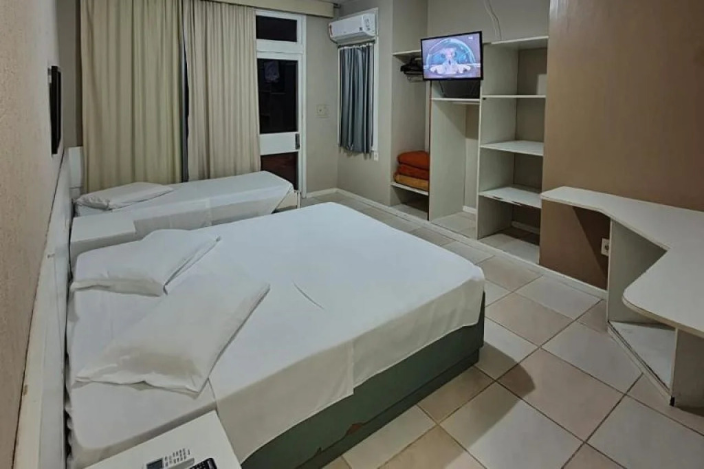 Laguna Tourist Hotel