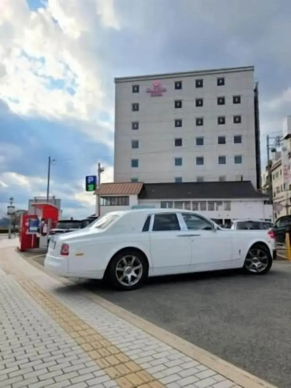 Sakura Shimanami Hotel