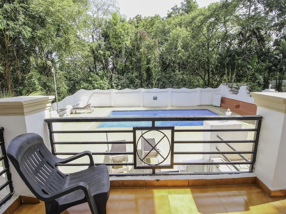 OYO 10725 Home 1BHK near Dil Chahta hai Fort
