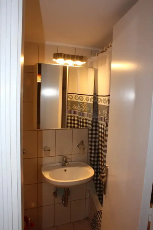 Affordable Studio behind Acropolis Museum