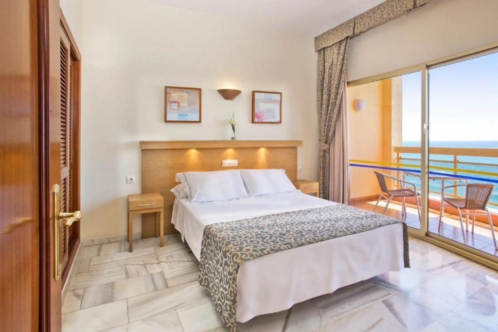 Sunset Beach Club Hotel Apartments
