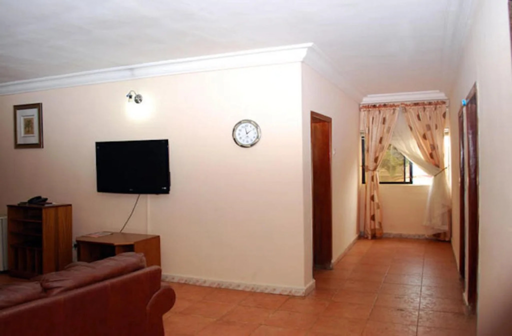 Royal Marble Hotel