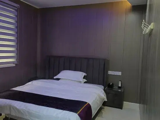 Xiangshui Meihua Theme Hotel
