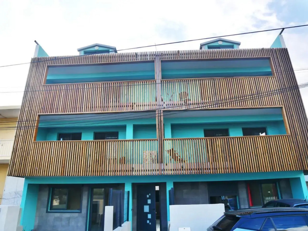Tropical Suites