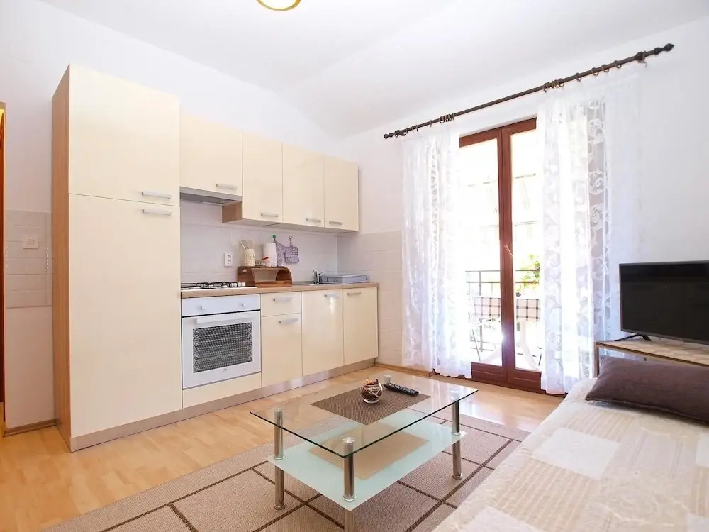 Apartment 1407