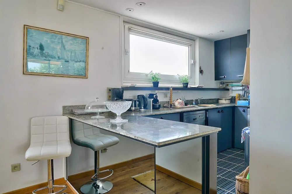 Splendid 160m2 Apartment With Terrace