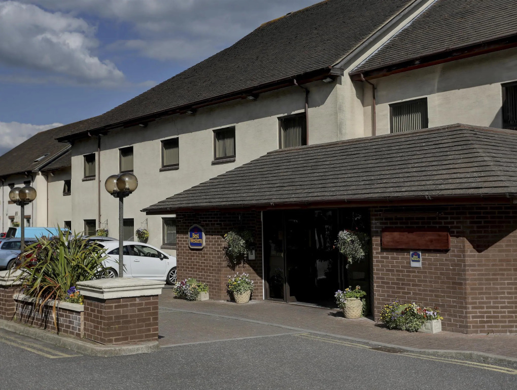 Passage House Hotel