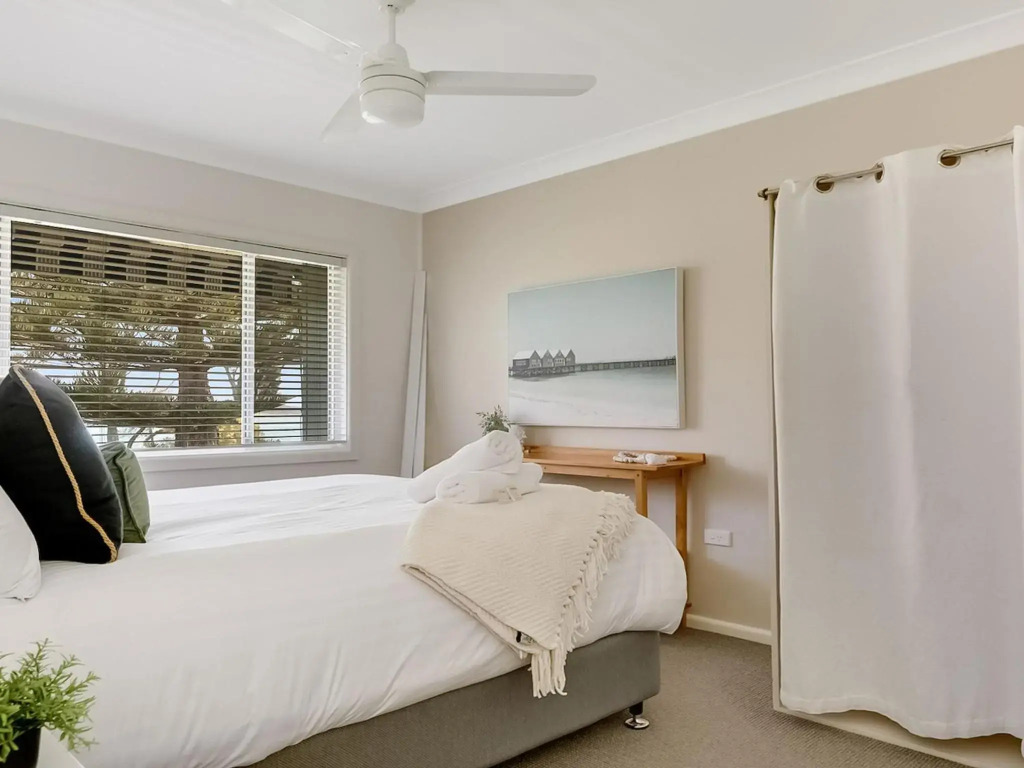 Ocean Blue Apartment Four