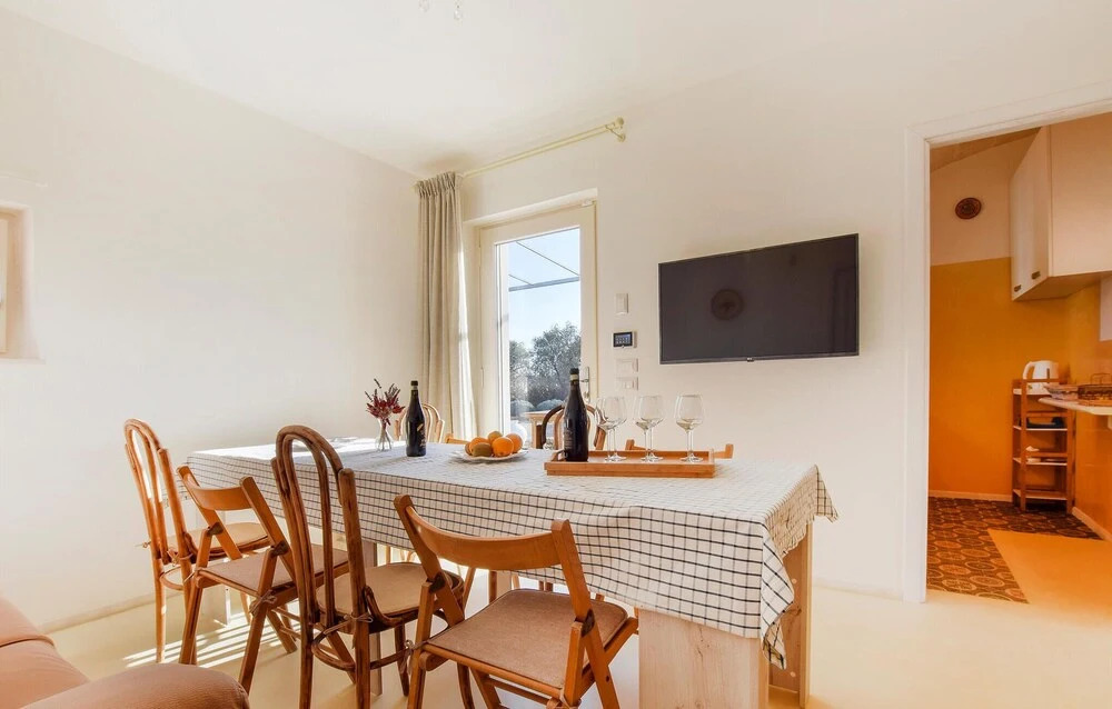 Cozy Home In Cisternino
