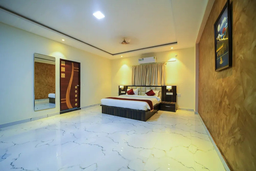 VIVIDUS SLEEK CN WINDSOR, Chikmagaluru