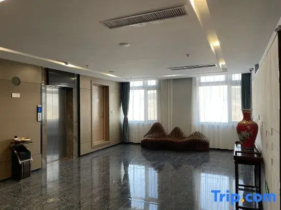 Penglai Culture and Tourism Jincheng Grand Hotel