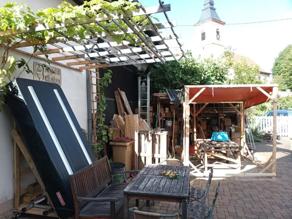 Familiensuite, zwei Zimmer, Mitbenutzung von Küche und Bad