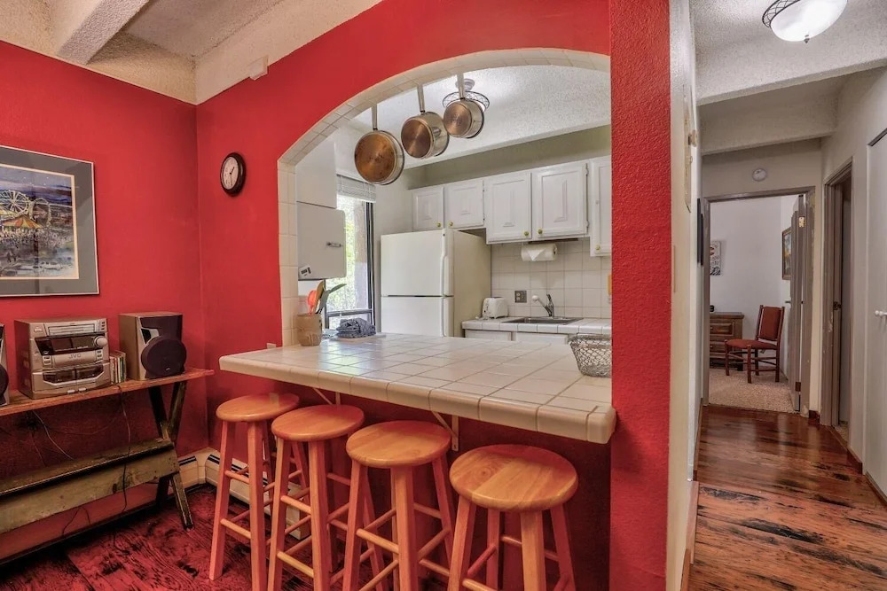 Ten Mile Island 119c 2 Bedroom Condo by RedAwning