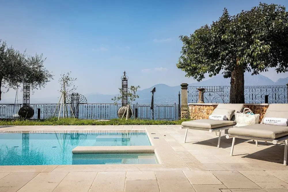 Hotel Villa Leopardi 4S