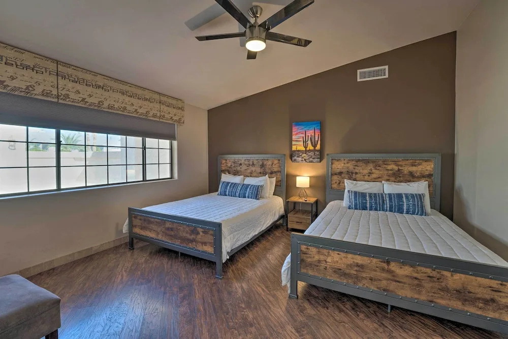 Pool & Game Room: Pet-friendly Lake Havasu Gem