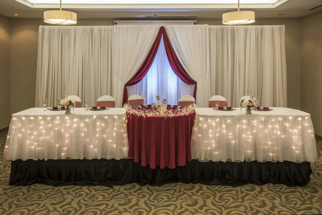 Holiday Inn Lethbridge by IHG