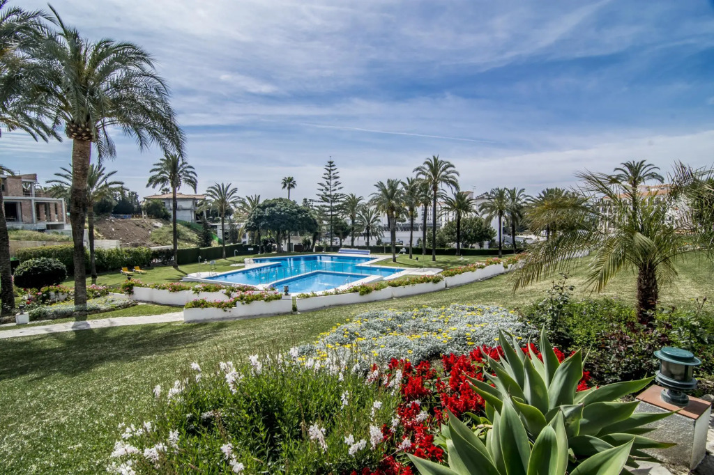 AGC28 - Casa Garden Club by Roomservices