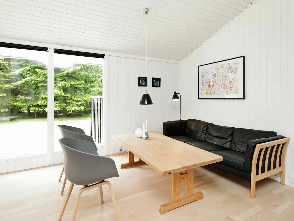 Peaceful Holiday Home in Hals near Sea