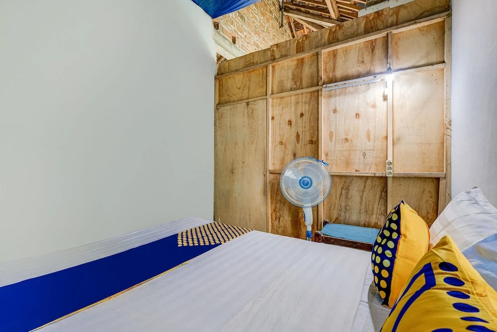 OYO Life 3119 Hotel Kurnia