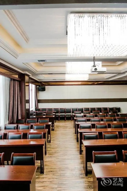 Junyi Hotel