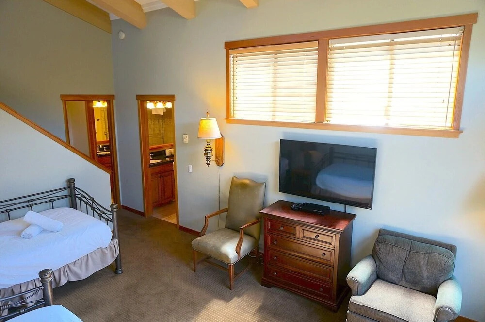 Sb202 5 Bedroom Condo