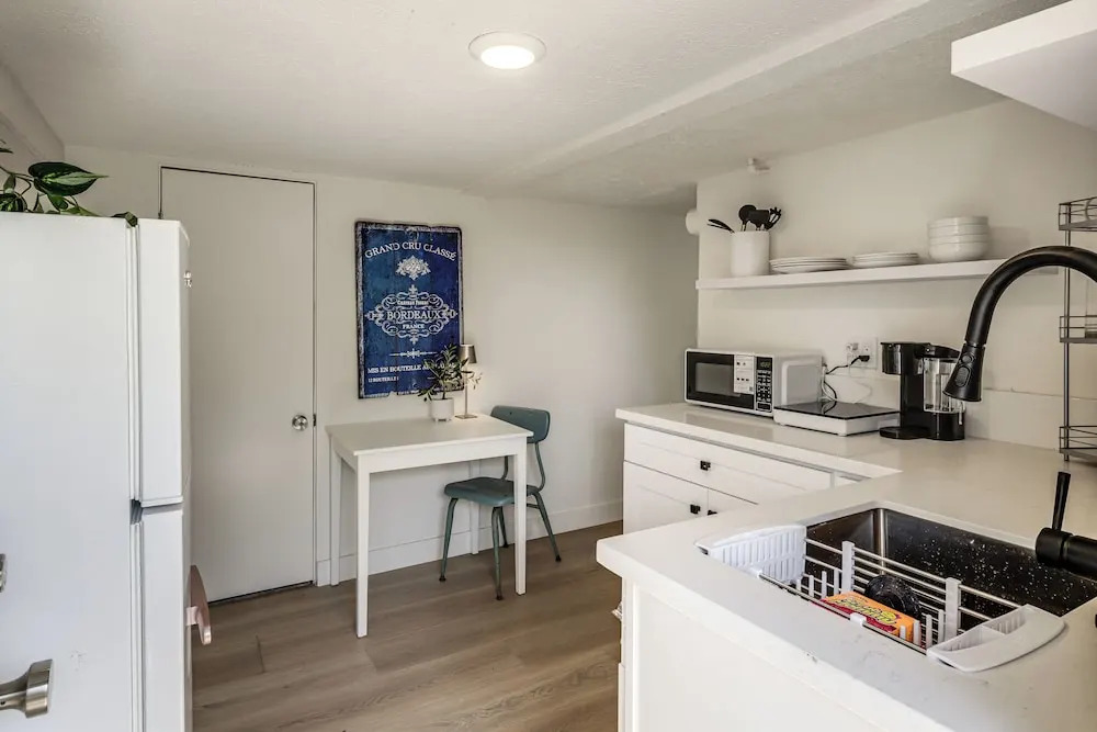 Walk to La Mesa Village: Apt w/ Private Patio