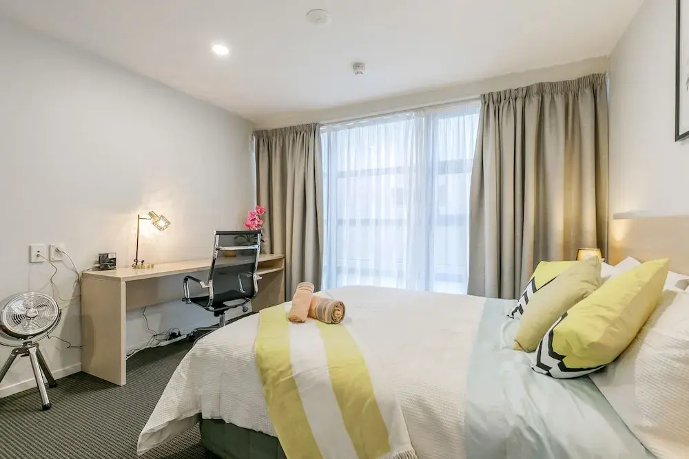 1 Bedroom Apt with 2 Bathrooms in CBD