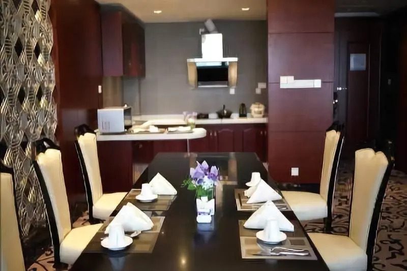Ramada by Wyndham YangZhou BaoYing