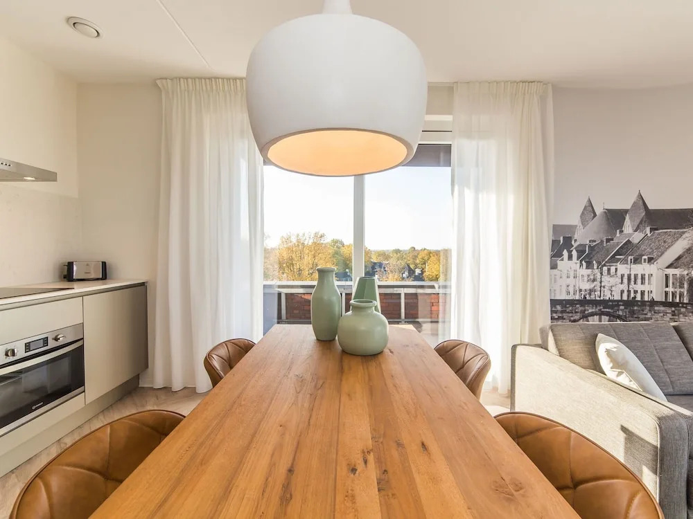 Luxurious Panorama Suite, Near Maastricht