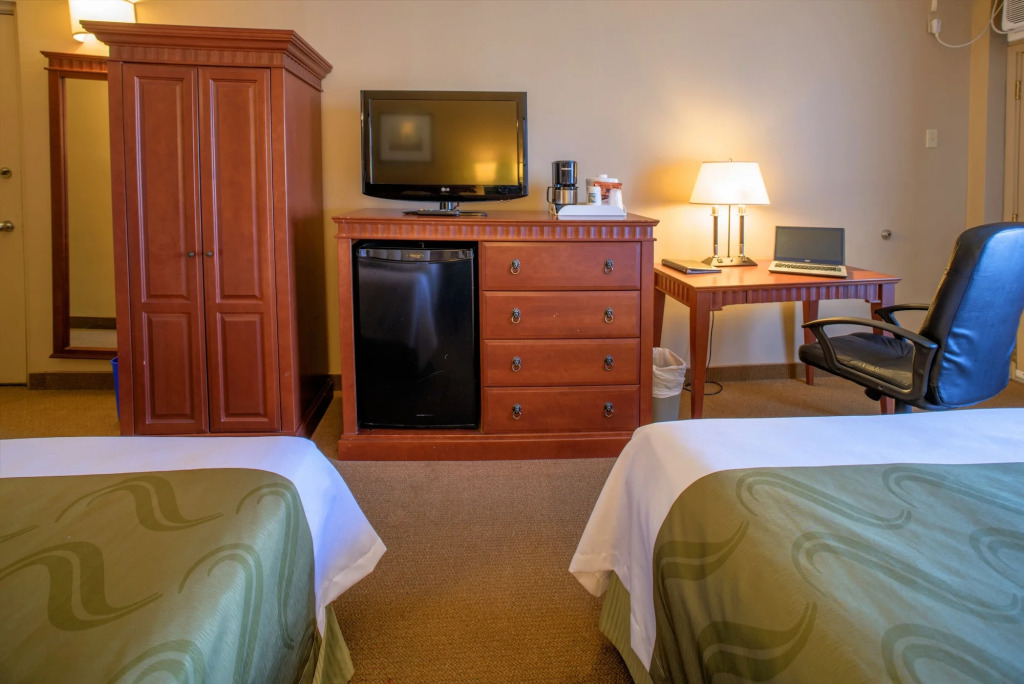 Quality Inn & Suites PE Trudeau Airport