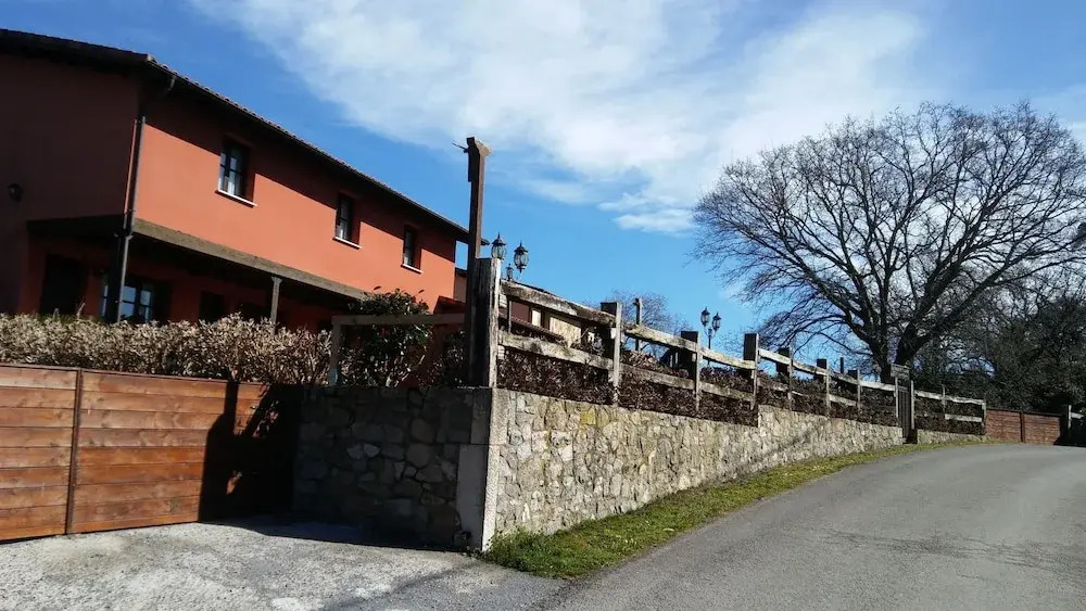 Apartamentos Rurales La Fuente de Báscones