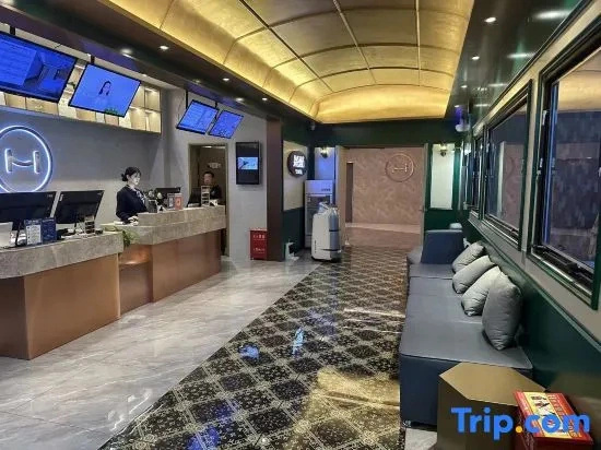 100 Inn Hotel
