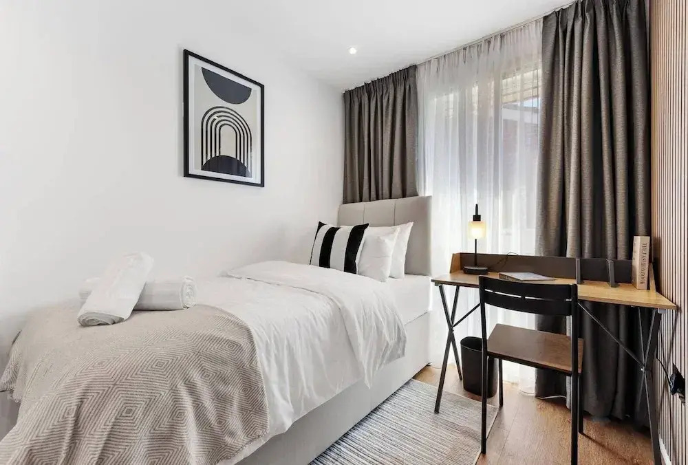 Unique 2BR Finchley Flat Sleeps 5