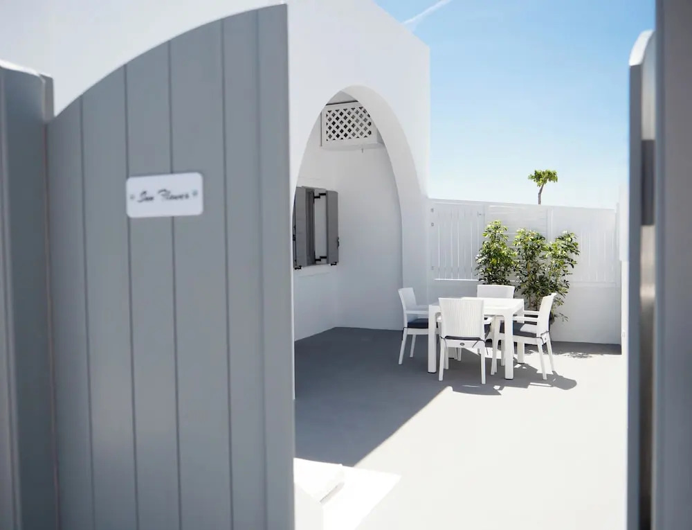 Anthemis Suites