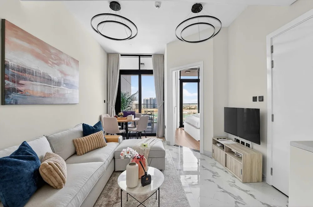 Silkhaus Canalside Premium 1BR in Al Maryah Island
