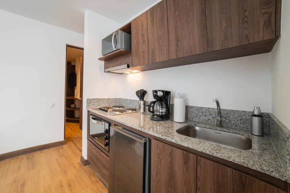 Cali River Suites by Yellowkey Capital