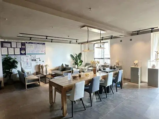 Kunming Hidden House Hotel