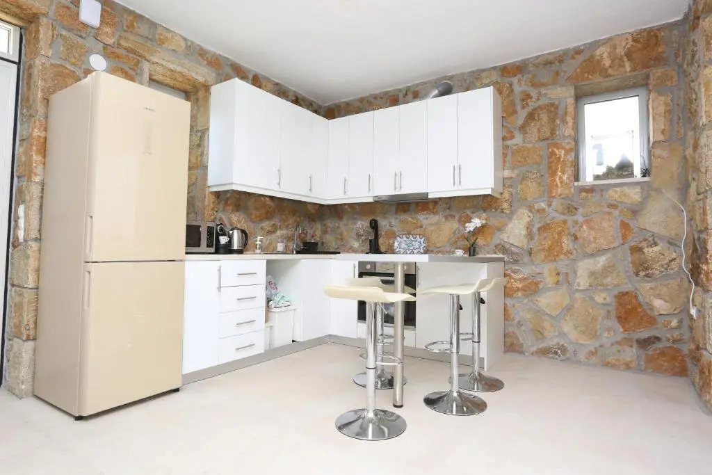 Villa Douglas - Private Pool, BBQ, 4Bdrms, View