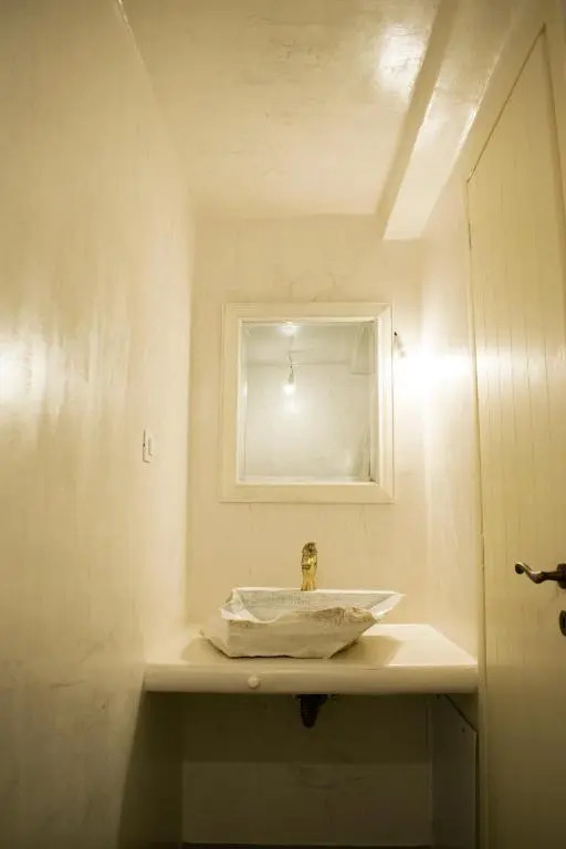 Traditional suites in Chora Kythnos #4