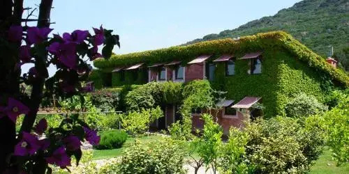 LIsola Di Rosa - Relais & Hotel di Charme
