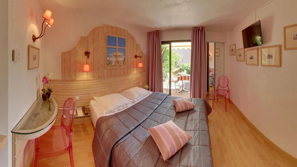 Hotel Le Phoebus Garden & Spa