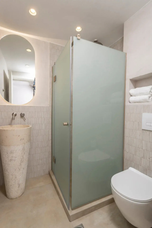 NŪSA suites & villas